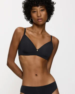 Body Make-Up Essentials de Triumph